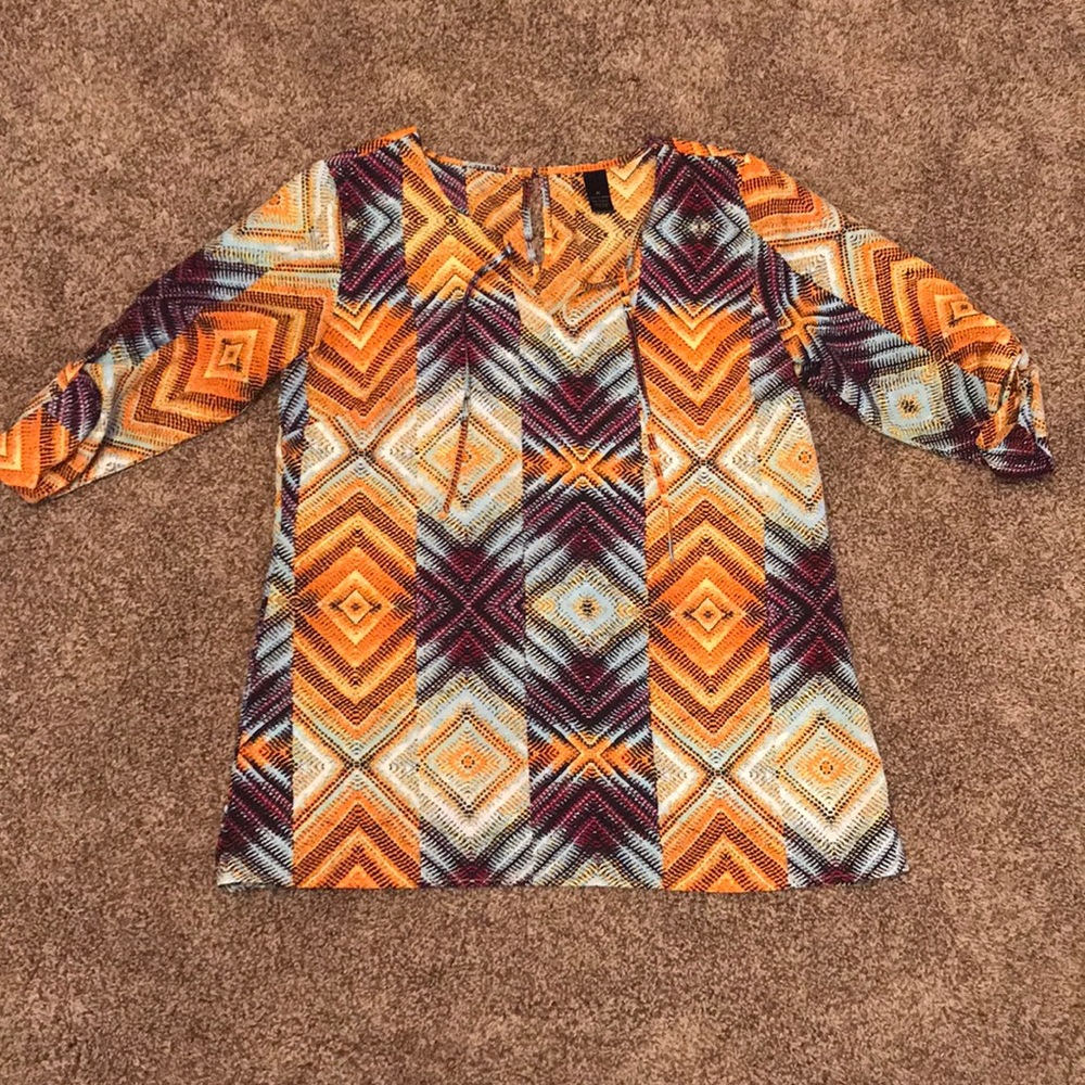 Buckle top